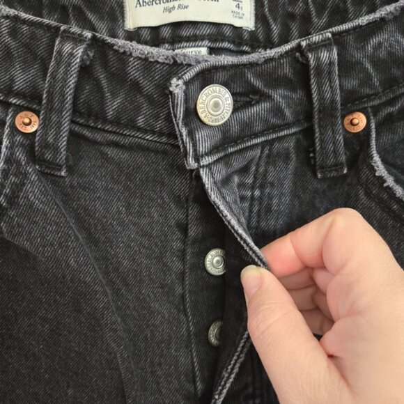 Abercrombie & Fitch Washed Black High Rise Curve Love Jeans - Picture 4 of 9